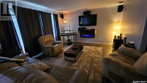 531 Annable Street, Herbert, SK - Indoor Photo Showing Living Room