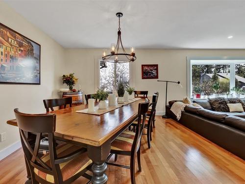 1618 Blackwood Drive, West Kelowna, BC - Indoor Photo Showing Dining Room