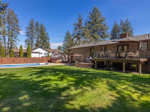 1618 Blackwood Drive, West Kelowna, BC - Outdoor With Deck Patio Veranda With Backyard