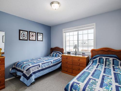 6-11290 Bond Road, Lake Country, BC - Indoor Photo Showing Bedroom