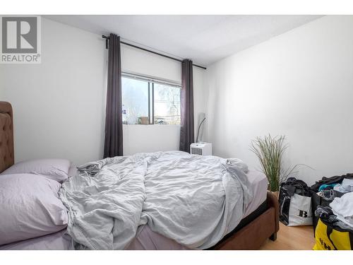 32 E 17Th Avenue, Vancouver, BC - Indoor Photo Showing Bedroom