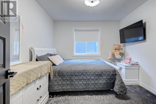 147 Susan Drive, Pelham, ON - Indoor Photo Showing Bedroom