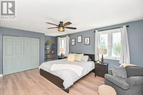 25 Hammond Rd, Brant, ON - Indoor Photo Showing Bedroom