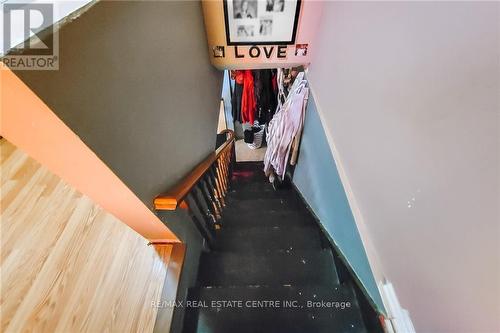 21 Frederick Avenue, Hamilton, ON - Indoor Photo Showing Other Room
