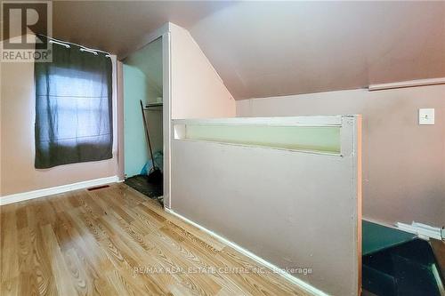 21 Frederick Ave, Hamilton, ON - Indoor Photo Showing Other Room