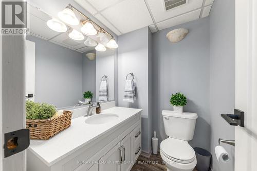 9469 Cedar Creek Trail, Hamilton Township, ON - Indoor Photo Showing Bathroom