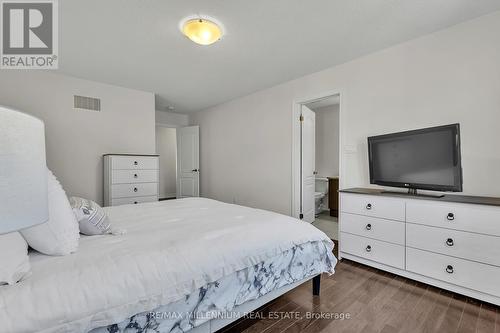 327 Edgar Bonner Ave, Guelph/Eramosa, ON - Indoor Photo Showing Bedroom