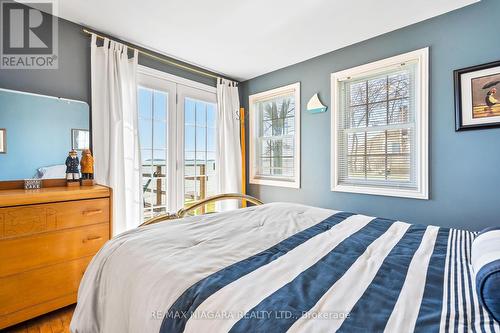 13165 Lakeshore Road, Wainfleet, ON - Indoor Photo Showing Bedroom