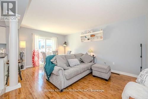 138 Marion St, Shelburne, ON - Indoor Photo Showing Living Room