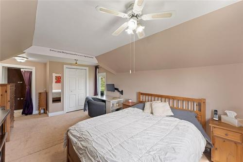 1086 Westover Road, Flamborough, ON - Indoor Photo Showing Bedroom