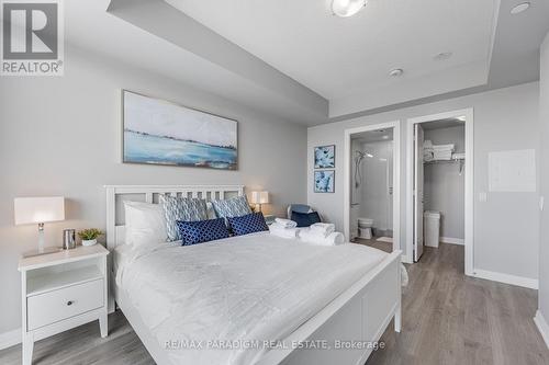 2615 - 35 Watergarden Drive, Mississauga, ON - Indoor Photo Showing Bedroom