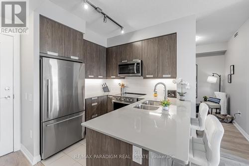 2615 - 35 Watergarden Drive, Mississauga, ON - Indoor Photo Showing Kitchen With Stainless Steel Kitchen With Double Sink With Upgraded Kitchen