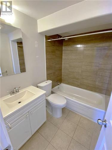 133 Wellington Street East Street, Mount Forest, ON - Indoor Photo Showing Bathroom