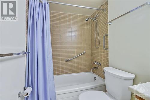 80 Sandcastle Drive Unit#514, Ottawa, ON - Indoor Photo Showing Bathroom