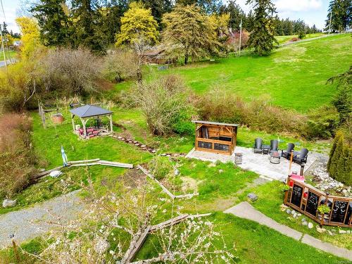 4241 Telegraph Rd, Cobble Hill, BC - Outdoor With Backyard