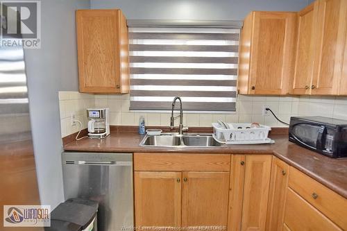 3070 Meadowbrook Lane Unit# 1, Windsor, ON - Indoor Photo Showing Kitchen With Double Sink