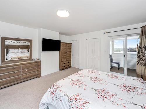 283 Dogwood Dr, Ladysmith, BC - Indoor Photo Showing Bedroom