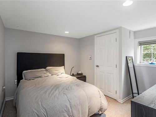 1067 St. David St, Oak Bay, BC - Indoor Photo Showing Bedroom