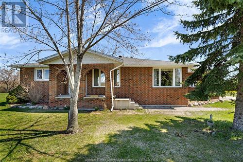 278 County Rd 27 East, Kingsville, ON - Outdoor