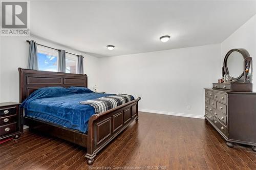 278 County Rd 27 East, Kingsville, ON - Indoor Photo Showing Bedroom