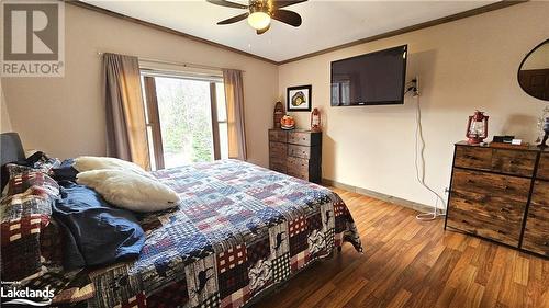 114 Robbs Rock Road, Burk'S Falls, ON - Indoor Photo Showing Bedroom