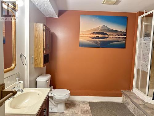 344-352 Seyforth Drive, Vanderhoof, BC - Indoor Photo Showing Bathroom