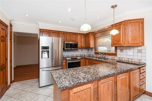22 Glen Park Court, Hamilton, ON - Indoor Photo Showing Kitchen With Stainless Steel Kitchen With Double Sink