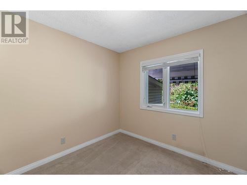 2932 Buckley Road Unit# 62, Sorrento, BC - Indoor Photo Showing Other Room