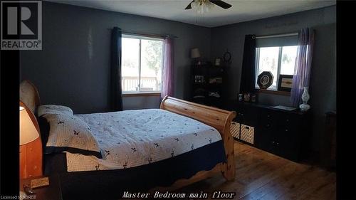 master bedroom - 230 Burke Drive, Mattawa, ON - Indoor Photo Showing Bedroom