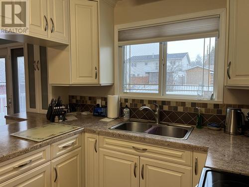 317 Vanderview Drive, Vanderhoof, BC - Indoor Photo Showing Kitchen With Double Sink