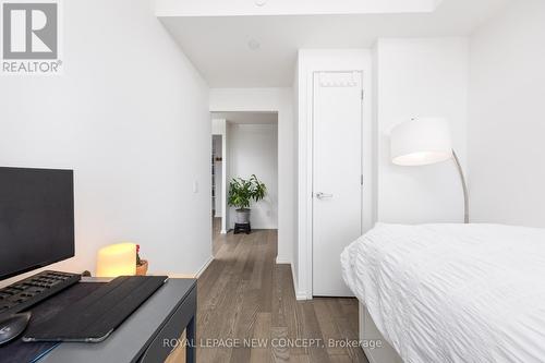 #3204 -5 Soudan Ave, Toronto, ON - Indoor Photo Showing Bedroom