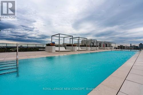 #3204 -5 Soudan Ave, Toronto, ON - Outdoor With In Ground Pool