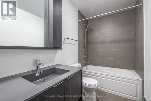 #210 -99 The Donway West Rd, Toronto, ON - Indoor Photo Showing Bathroom