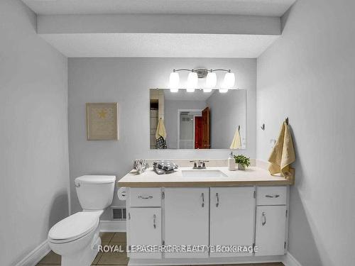 17397 Humberstation Rd, Caledon, ON - Indoor Photo Showing Bathroom