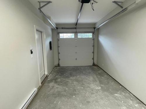103-321 Centre Ave, Kamloops, BC - Indoor Photo Showing Garage