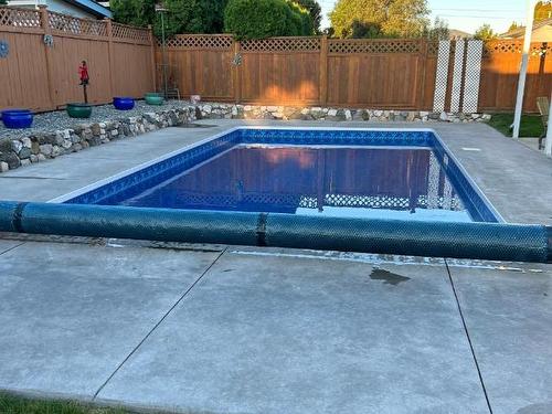 1867 Glenwood Drive, Kamloops, BC - Outdoor With In Ground Pool
