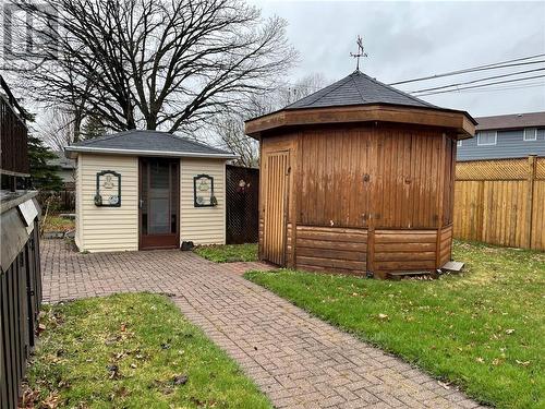 Storage shed and gazebo - 1118 Fifth Street E, Cornwall, ON - Outdoor