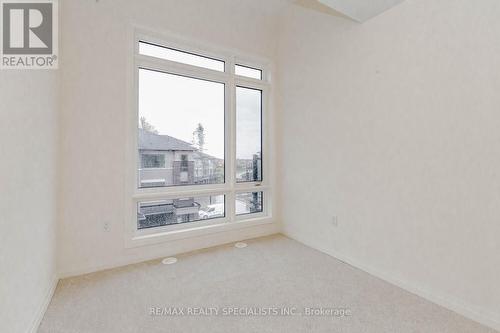 6 Emmas Way, Whitby, ON - Indoor Photo Showing Other Room