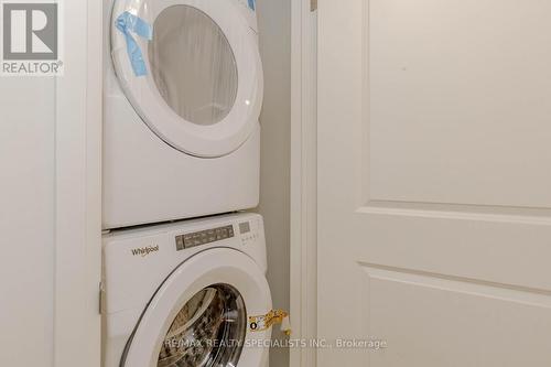 6 Emmas Way, Whitby, ON - Indoor Photo Showing Laundry Room