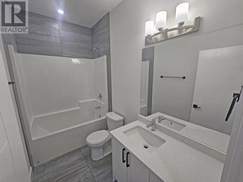 A 8323 79A Street, Fort St. John, BC - Indoor Photo Showing Bathroom