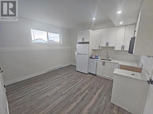 A 8323 79A Street, Fort St. John, BC - Indoor Photo Showing Kitchen