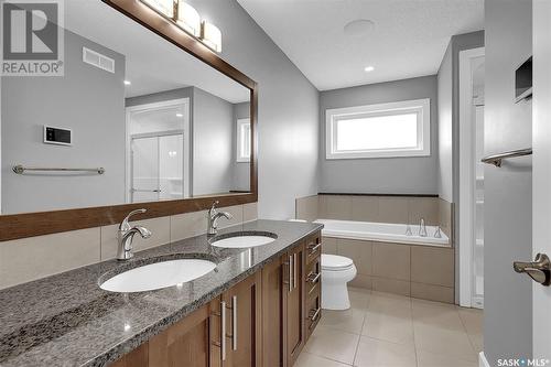 105 Oxbow Crescent, Regina, SK - Indoor Photo Showing Bathroom