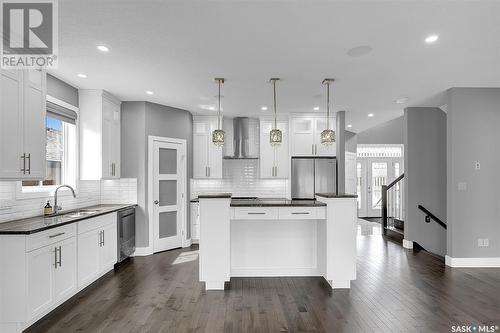 105 Oxbow Crescent, Regina, SK - Indoor Photo Showing Kitchen With Upgraded Kitchen