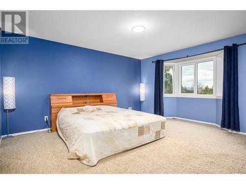 4416 9 Street, Vernon, BC - Indoor Photo Showing Bedroom