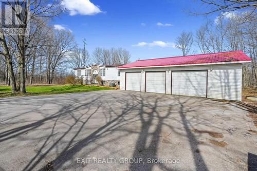 19656 Loyalist Parkway, Prince Edward County, ON - Outdoor