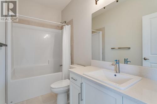 3065 Riesling Place, West Kelowna, BC - Indoor Photo Showing Bathroom