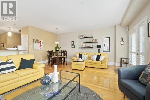 #102 -165 Division St, Cobourg, ON - Indoor Photo Showing Living Room