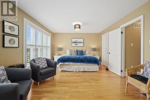 #102 -165 Division St, Cobourg, ON - Indoor Photo Showing Bedroom