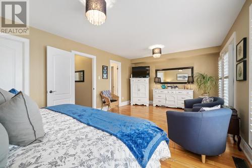 #102 -165 Division St, Cobourg, ON - Indoor Photo Showing Bedroom