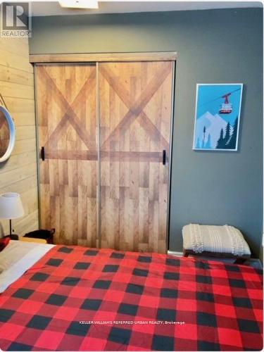 27 Turner Drive, Huntsville, ON - Indoor Photo Showing Bedroom